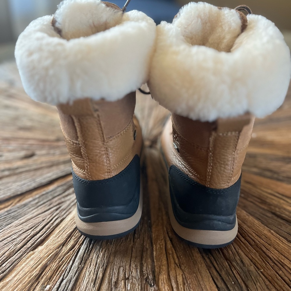 UGG Adirondack III Women’s Chestnut Waterproof Lace-Up Shearling-Trim Boot - Picture 5 of 7